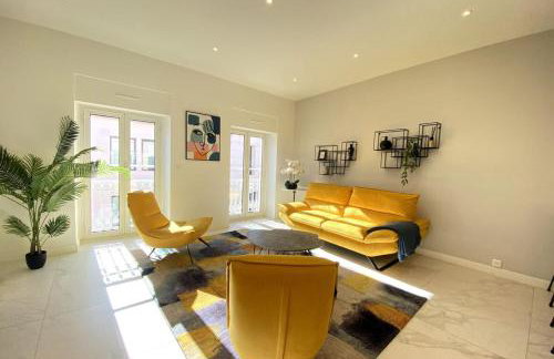 3 bedrooms 3 bath Bivouac 2 min Palais - Photo 25