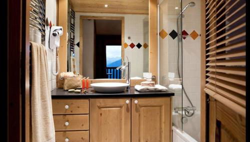 Grand 3P 4-6 Pers dans Chalet Grand Standing avec Services - Foto 4