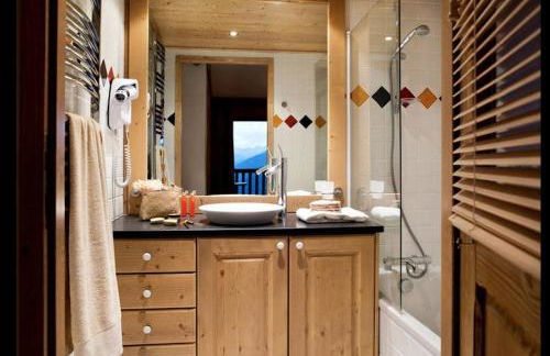 Grand 3P 4-6 Pers dans Chalet Grand Standing avec Services - Foto 4