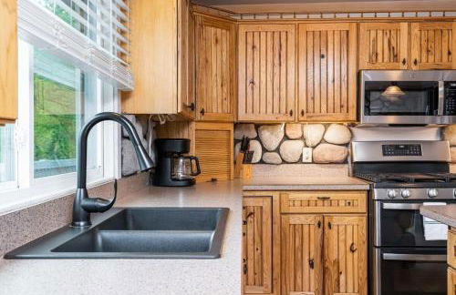 3 Combined Private Lakeside Studios - Upper Level - Foto 13