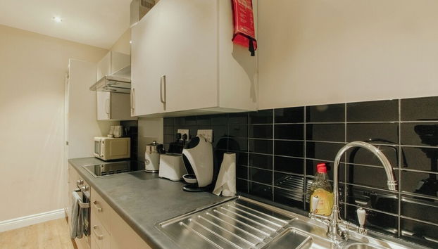 Chic & Cheerful 1bedroom in Historic Building - Foto 5, Cocina privada