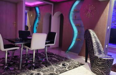 Eleni De Lux - Photo 39