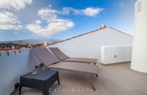 CASA AGATHA - 3 terraces, AC, tv channels, 2 bedrooms & bathrooms, heated pool - Foto 36