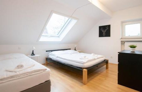 Tolstov Apartments - 1 , 3 and 4 Room Apartments - 20 min Messe DUS & Airport DUS - Foto 69