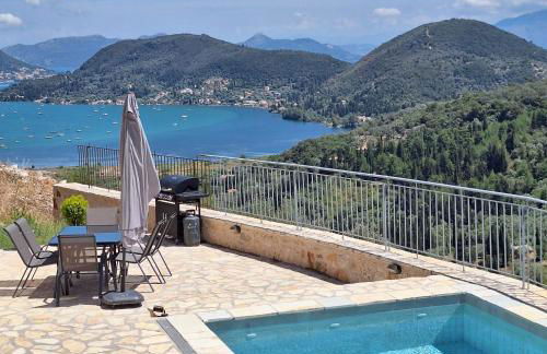 DJoumas Villa - Photo 4