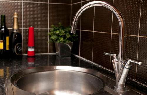 Lace Market Apartments - City Centre - 4 Beds Apartment with 2 Bathrooms and full Kitchen in George Street - close to Victoria Centre Shopping Centre - Parking for Cars & Vans from Five Pounds a Day - Sunday 1pm Check-out - Foto 43