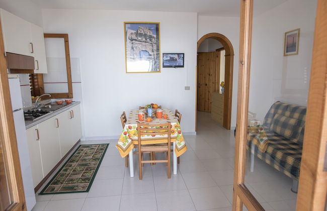 Holiday House With Panoramic View, Balcony, Wifi, and Near the Sea - Foto 7