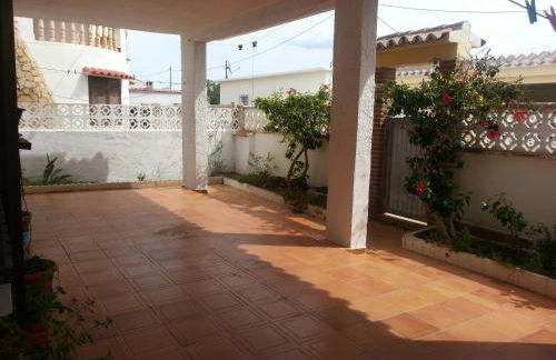 Casa de playa en Oliva al lado del MET y Campo de Golf - Photo 9