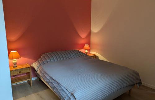 Gîte Authentique à Villemurlin avec Jardin et Parking - FR-1-590-527 - Foto 8