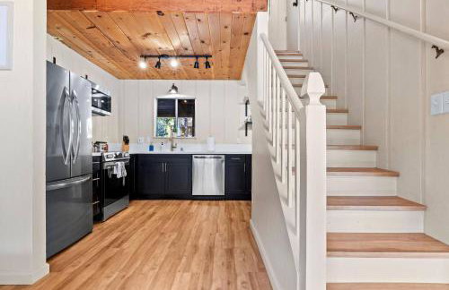 River Haus Sequoia | Hot Tub+New+King Beds+Views! - Foto 7