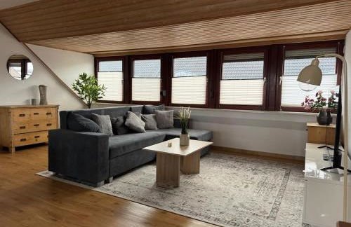 Helles Apartment mit Balkon - Foto 1