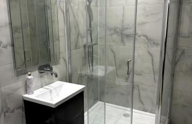 Modern 2-Bed Flat in Euston - Foto 3