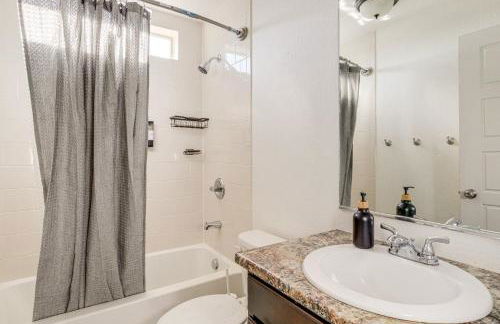 Near Denver airport 20 min away from downtown - Foto 33