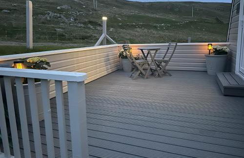 Central Location and Stunning Views - Foto 15