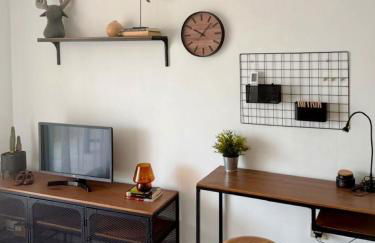 Ático con terraza privada, solárium y piscina en zona tranquila - Photo 9