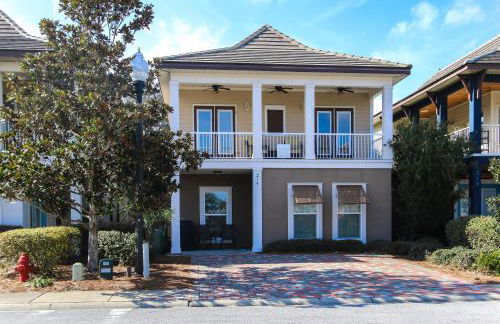 Amazing 4 Bedroom Vacation Home in The Villages of Crystal Lakes - Foto 2