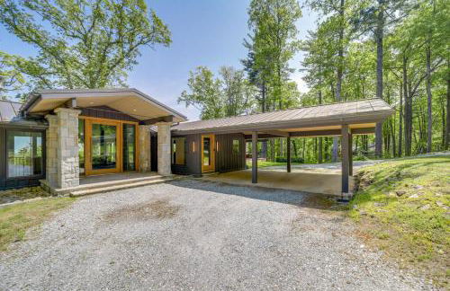 Luxurious Mountain Retreat with Long Range Views! - Foto 44