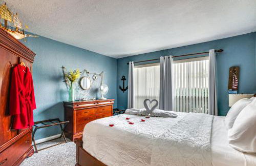 Resort-Style Lake Conroe Retreat with Balcony and View - Photo 15