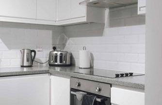 Luxury 2 Bedroom Apartment near Stratford Station for Corporate and Group Stays - Foto 21