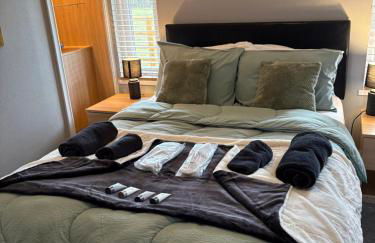 The Lodge - Photo 19