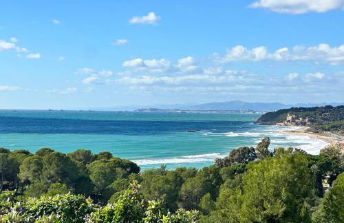 Villa Alex Altafulla Hermosa casa con espectaculares vistas al mar y a tocar de una idílica calita - Foto 2
