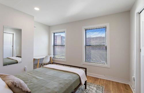 Welcome to The Lux Collective a Spacious 5-Bedroom House close to Stadiums, Universities, Center City & more! - Foto 6