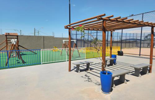 Morada Aconchegante com 2 quartos and Sofá Cama - Foto 43