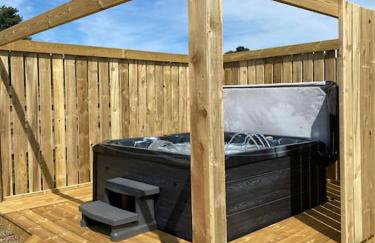 Barn Owl Lodge with Hot Tub - Adults Only - Foto 10
