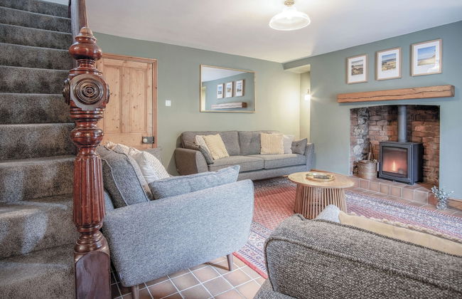 Hill House - 4 Bedroom - Llanrhidian - Photo 53