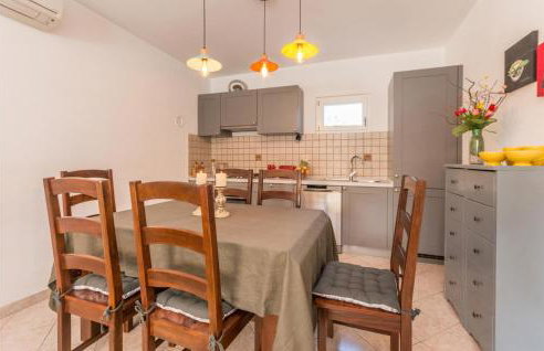 Awesome Home In Polaca With Kitchen - Foto 23