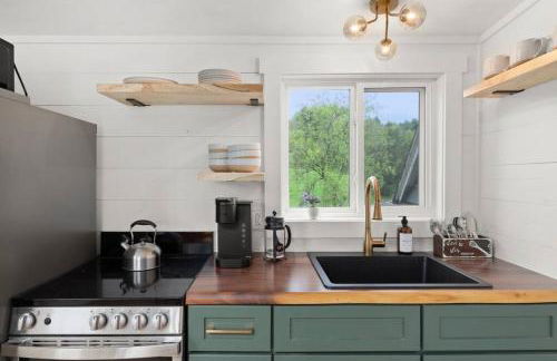 Charming & Freshly Restored Farmhouse 1 mile from center of Stowe - Foto 4