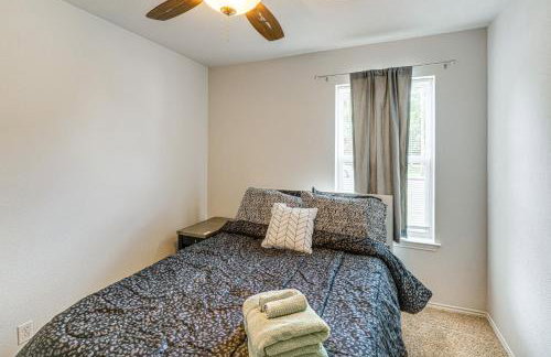 1 Mi to Denton Square Family Home with Fenced Yard! - Foto 19