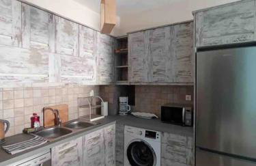 Cozy Studio in Beautiful Apollonas Beach Naxos - Photo 3