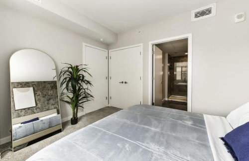 2BR Urban Retreat Gym Parkng and Scenic Rooftop - Foto 16