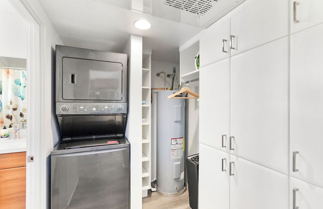 Modern Designer Studio with Pool - Foto 31