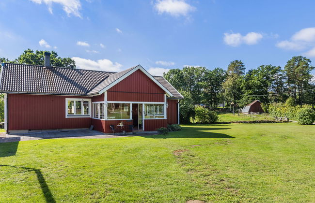 5 bedroom House in Svängsta with garden - Photo 6