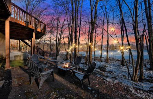 Lakefront Movie Theater, Hot Tub, Arcade, Boats - Foto 9