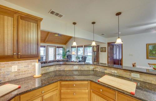 Dog-Friendly Wills Point Home with Grill on 10 Acres - Photo 11