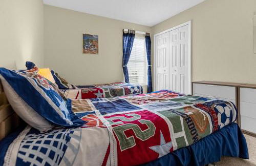 1061 Lake Berkley 4 Bed with Pool&Spa - Foto 7