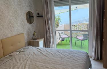 Gorgeous 2 bed Duquesa apartment, 2 pools, easy parking and 2 large balconies, 1 with stunning views - Foto 43