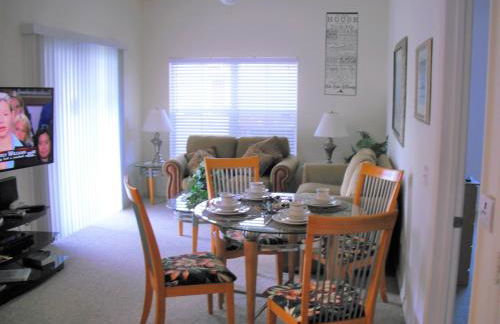 Venetian Bay Villa 4 Bedroom Townhouse - Near Disney - Foto 48