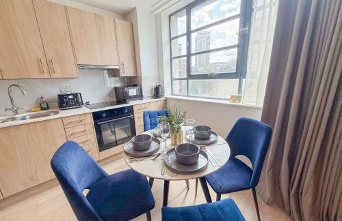 3-Bedroom with Balcony and Studio Apartments in St Johns Wood near Marylebone & Regents Park by NourNest Apartments - Foto 57