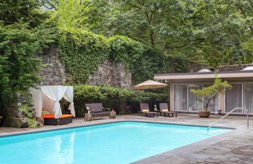 Midcentury Modern ZenHouse Sculptor Studio - Foto 4