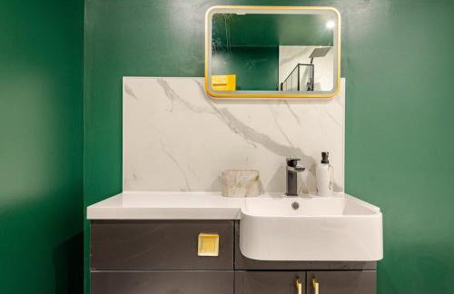 Perfect Base for Work or Leisure Unique Two-Bed - Foto 14