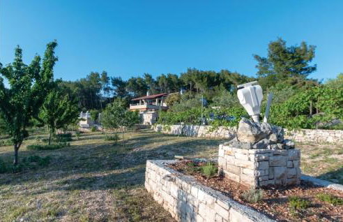 Pet Friendly Home In Cara - Photo 26