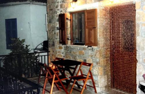 traditional house in Androni - Foto 1