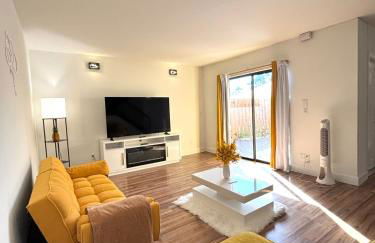 Bright 2BR Poolside Retreat Downtown Fort Myers - Foto 25