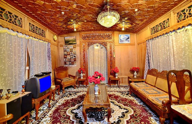 Golden Crest Houseboats - Foto 24