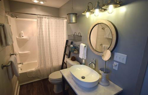 3BR House in Sturgeon Bay - Photo 13