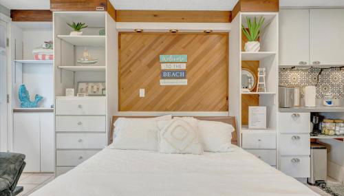 Waterfront Corner Suite Heated Pool Near Beach - Foto 2